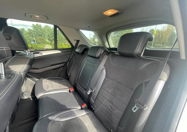 Mercedes-Benz ML cena 65000 przebieg: 260000, rok produkcji 2014 z Łomianki małe 79